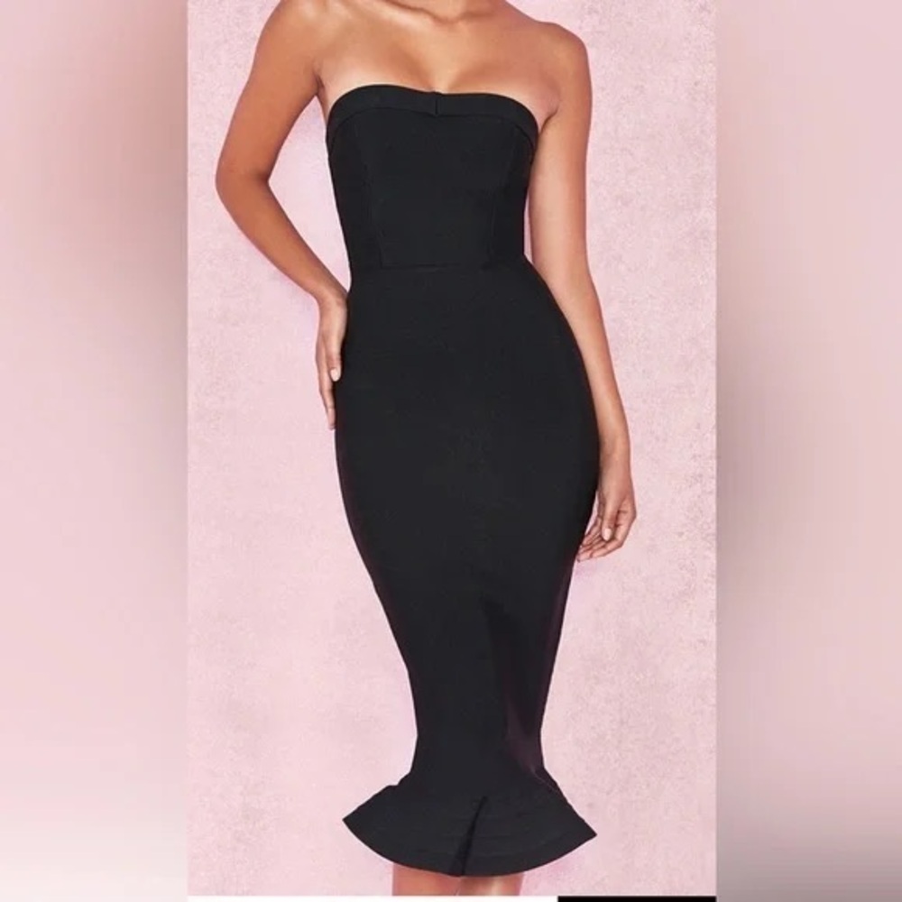 House of CB Fabrizia Hourglass Bandage Ruffled Black Bottom Dress Size Small